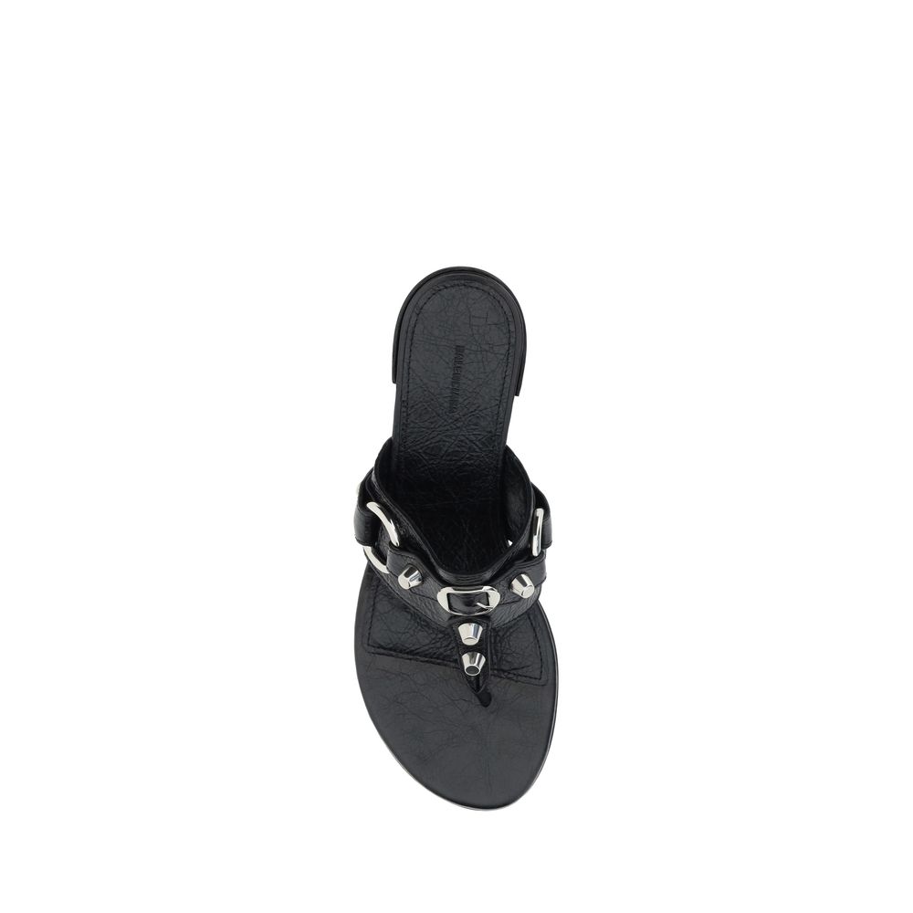 City thong Sandals
